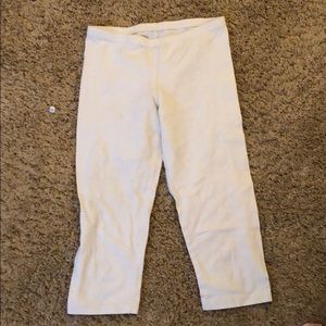 Old navy white size 8 Capri leggings